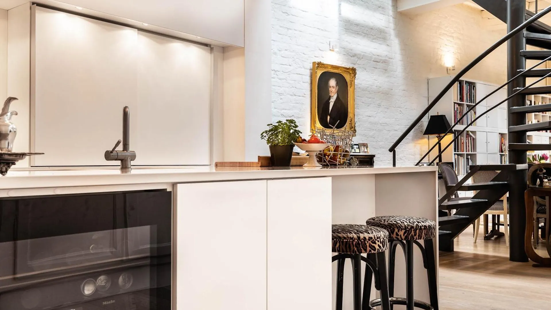 Maison Amodio Boutique B&B Adults Only Bruges Belgium