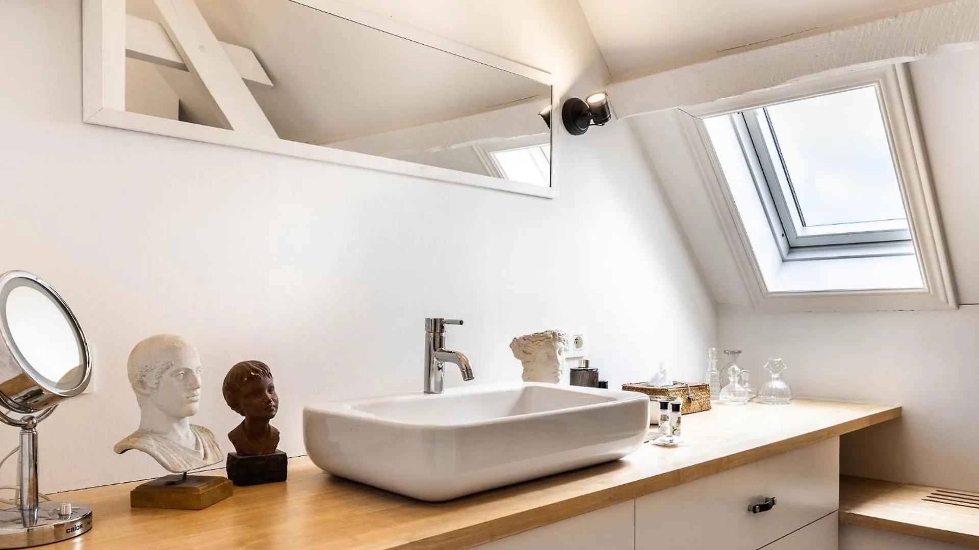 ** Bed & Breakfast Maison Amodio Boutique B&B Adults Only Bruges Belgium